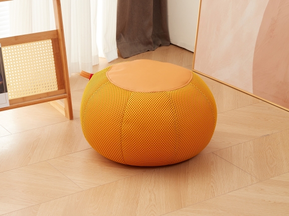 Пуф из 3D-ткани с элементами экокожи Пуф из 3D-ткани с элементами экокожи